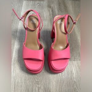 Wild Fable  Alessia Platform Heels